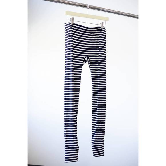 NEW MAISON DU SOIR madrid legging in navy stripe - Picture 2 of 4